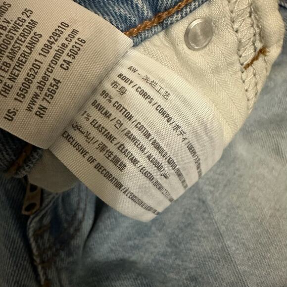 ABERCROMBIE & FITCH High Rise Mom Jeans Distressed Chewed Hem - Picture 9 of 12